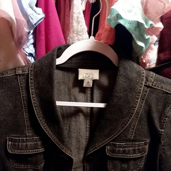 Ann Taylor"Loft* Denim Blazer - Picture 4 of 4